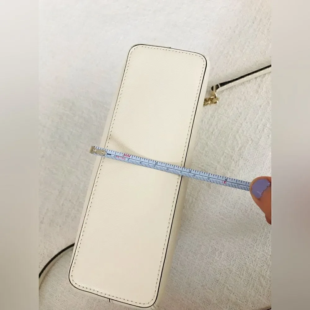KATE SPADE NEW YORK | BRAND NEW |  Saffiano Leather Crossbody Bag in Bone.